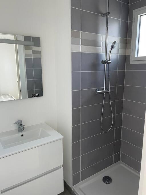 Villa Pieds Dans L'Eau Carry-le-Rouet Exterior photo